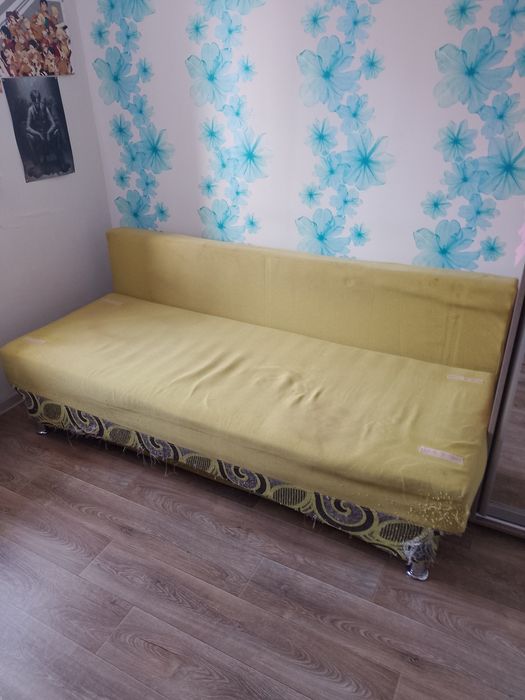 Продам диван еврокнижка