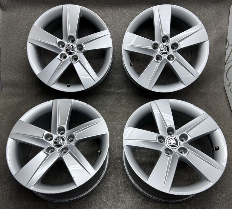 Диски R16 5 100 et46 J7 Оригінал Skoda Fabia шкода