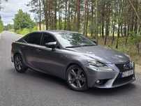 Lexus is300h hybryda