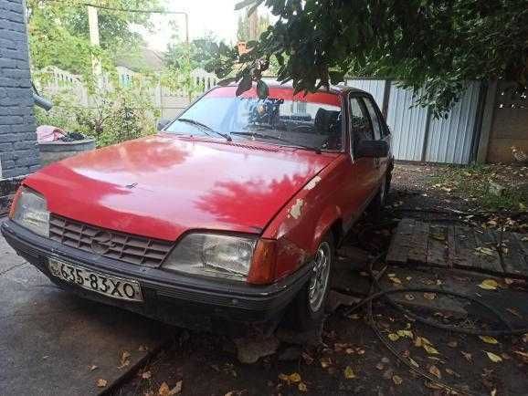 Opel Rekord в хорошем состоянии на газу