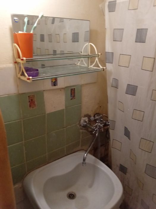 Здам кімнату на підселення для хлопцяСихів біля торгового центру Іскра