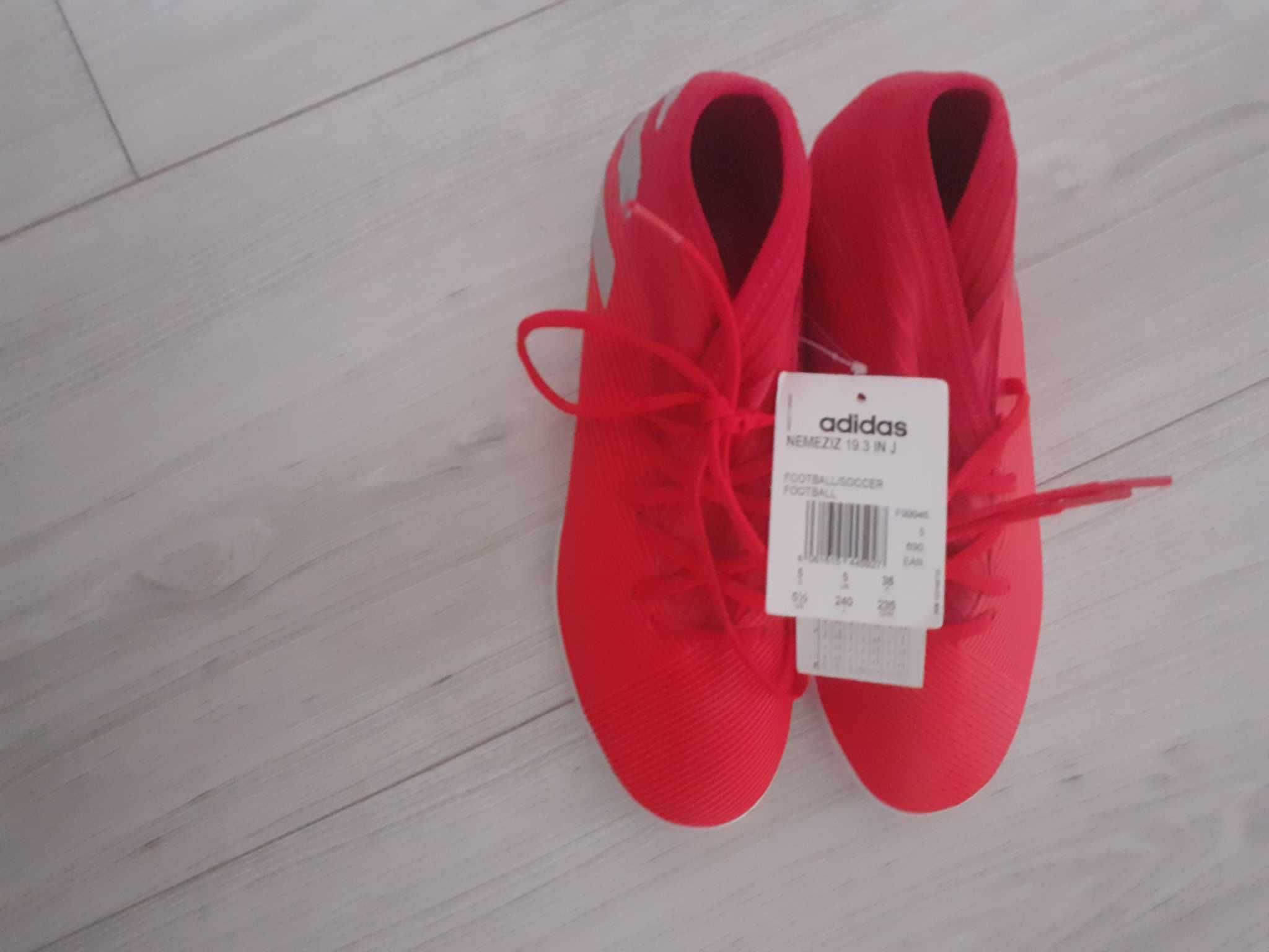 Buty piłkarskie halowe sala adidas Nemeziz 19.3 IN JR F99945 r. 38