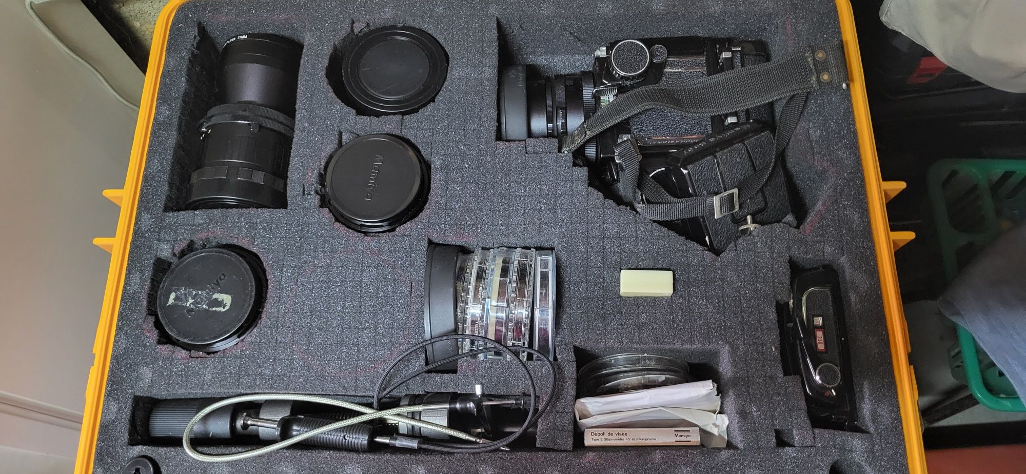 Vendo máquina fotográfica e objetiva