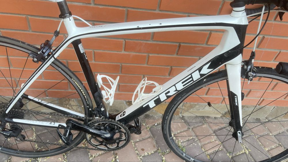 шосейний велосипед Trek Madone 4.3