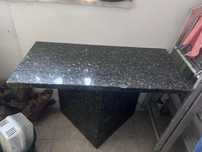 Mesa em granito