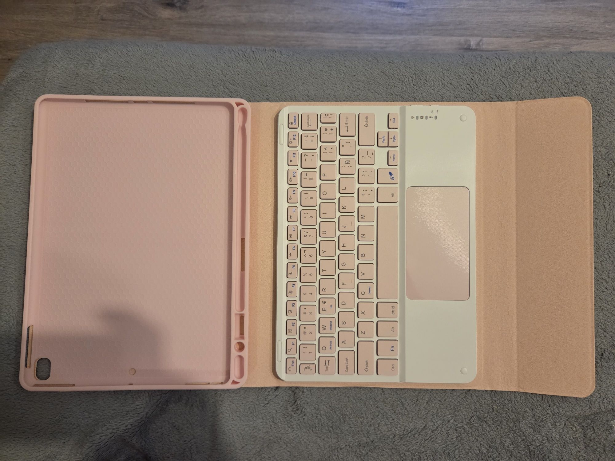 capa e teclado com trackpad para tablet
