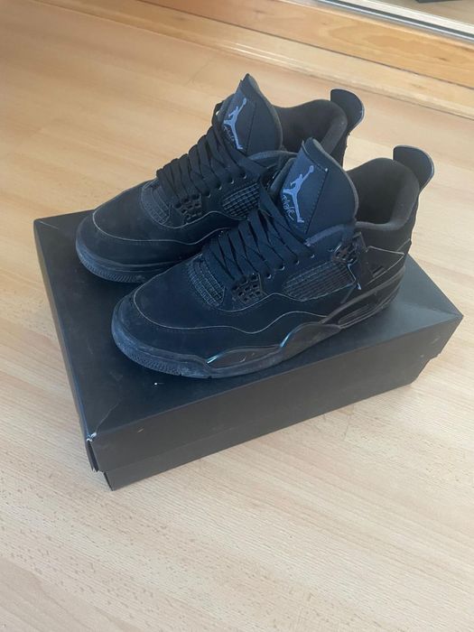Jordan 4 black cat