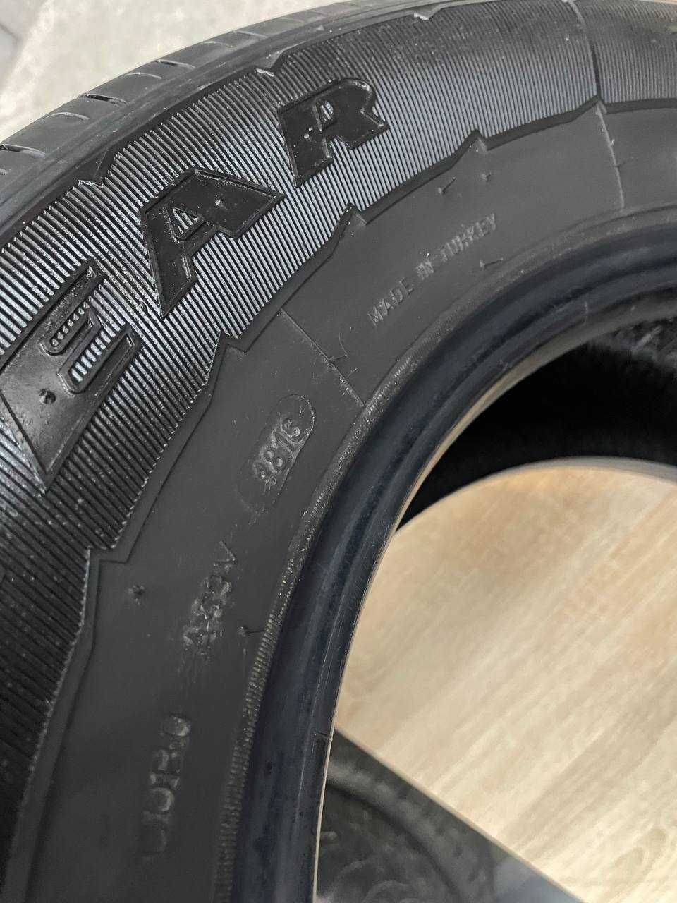 Шини Пара Goodyear 235/65 r16c Літо Гума