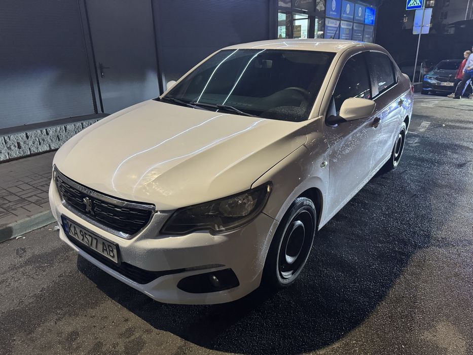 Аренда Авто Peugeot 301 bolt/uklon