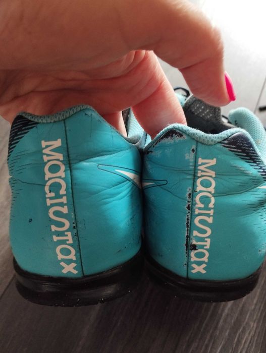 Halówki Nike 40.5