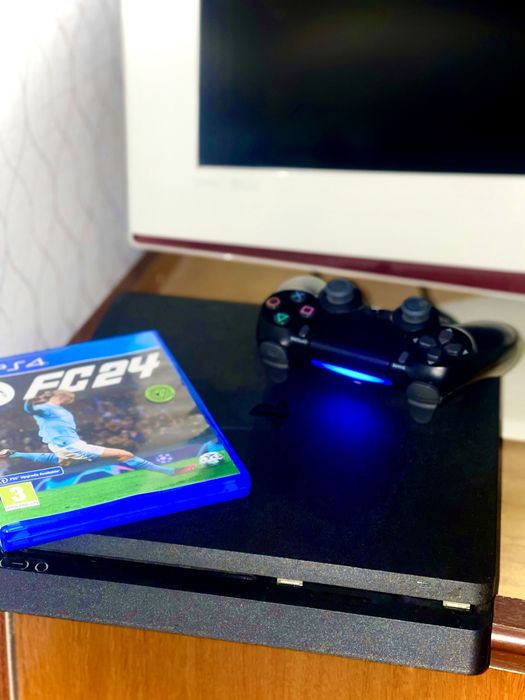 ИДЕАЛЬНАЯ Sony Playstation 4 slim 1 tb