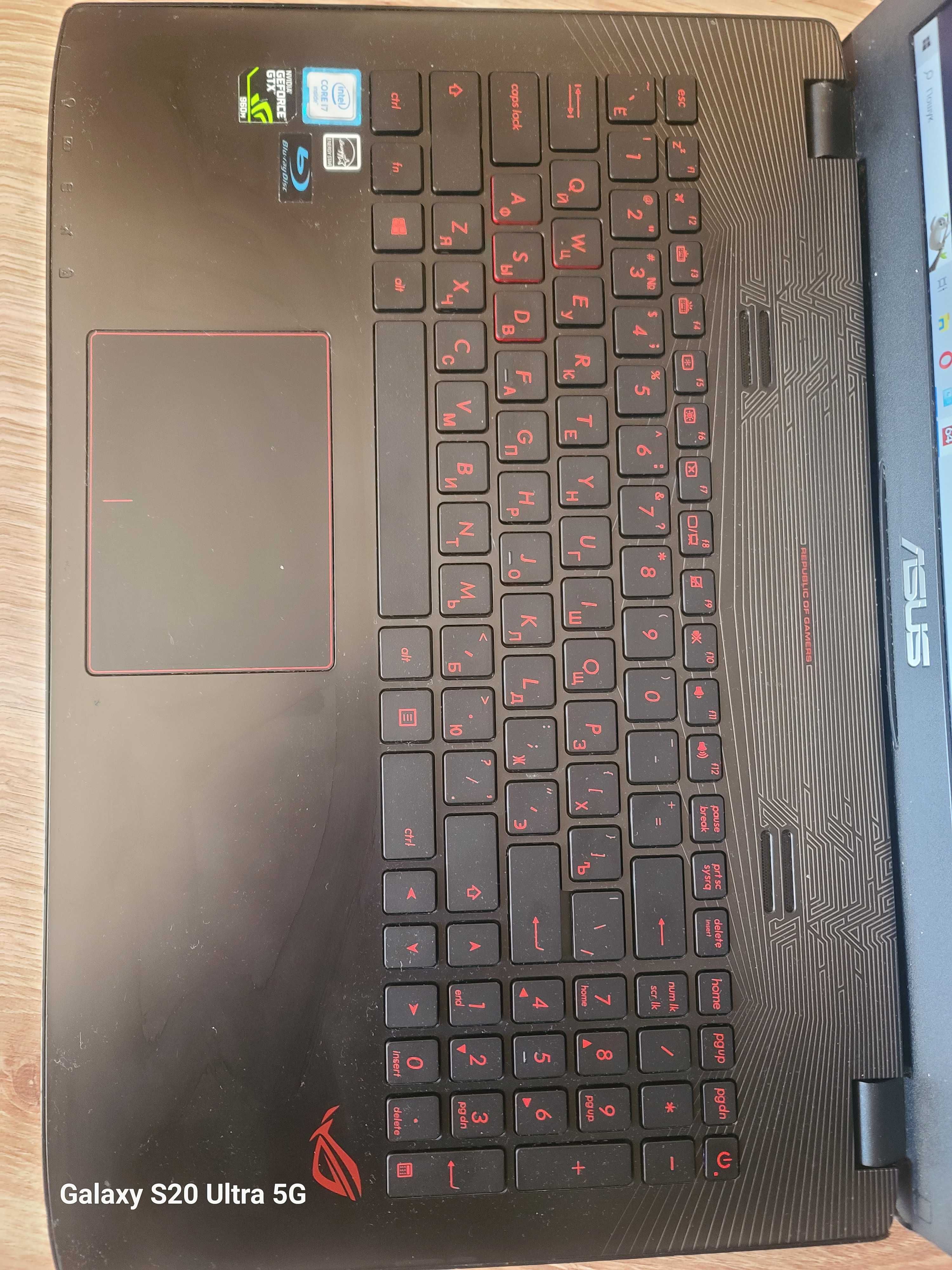 Asus Rog gl552v FULLHD IPS, i7-6700HQ,DDR4 8,240 ssd,GTX 960M 4GB