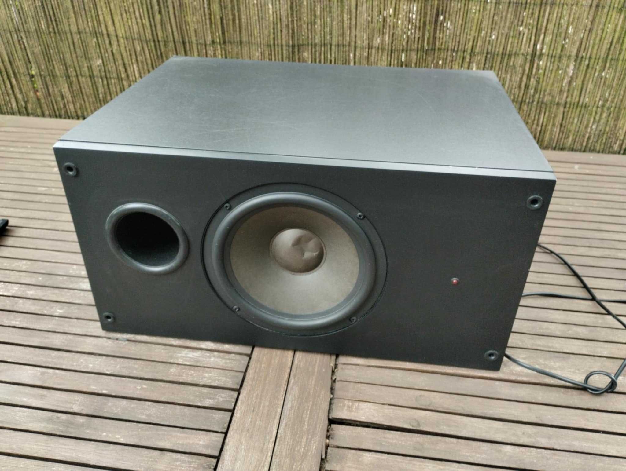 Subwoofer glosnik basowy aktywny Arcus DS-901