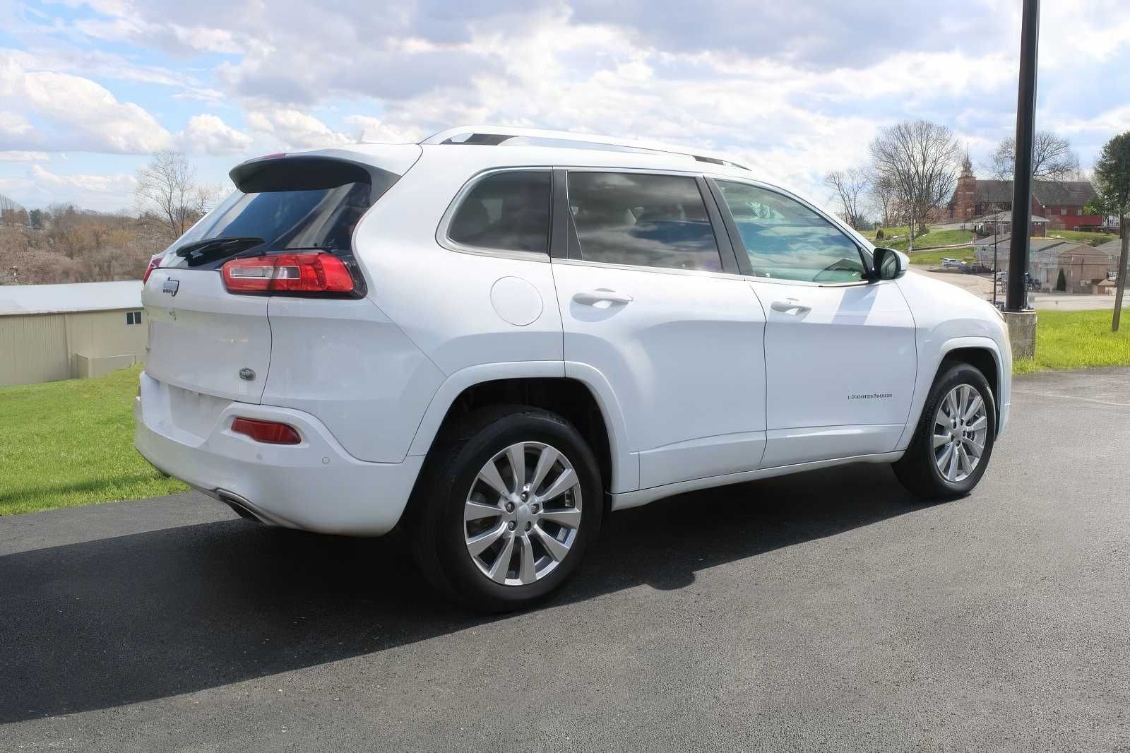 2018 Jeep Cherokee 4x4 Overland