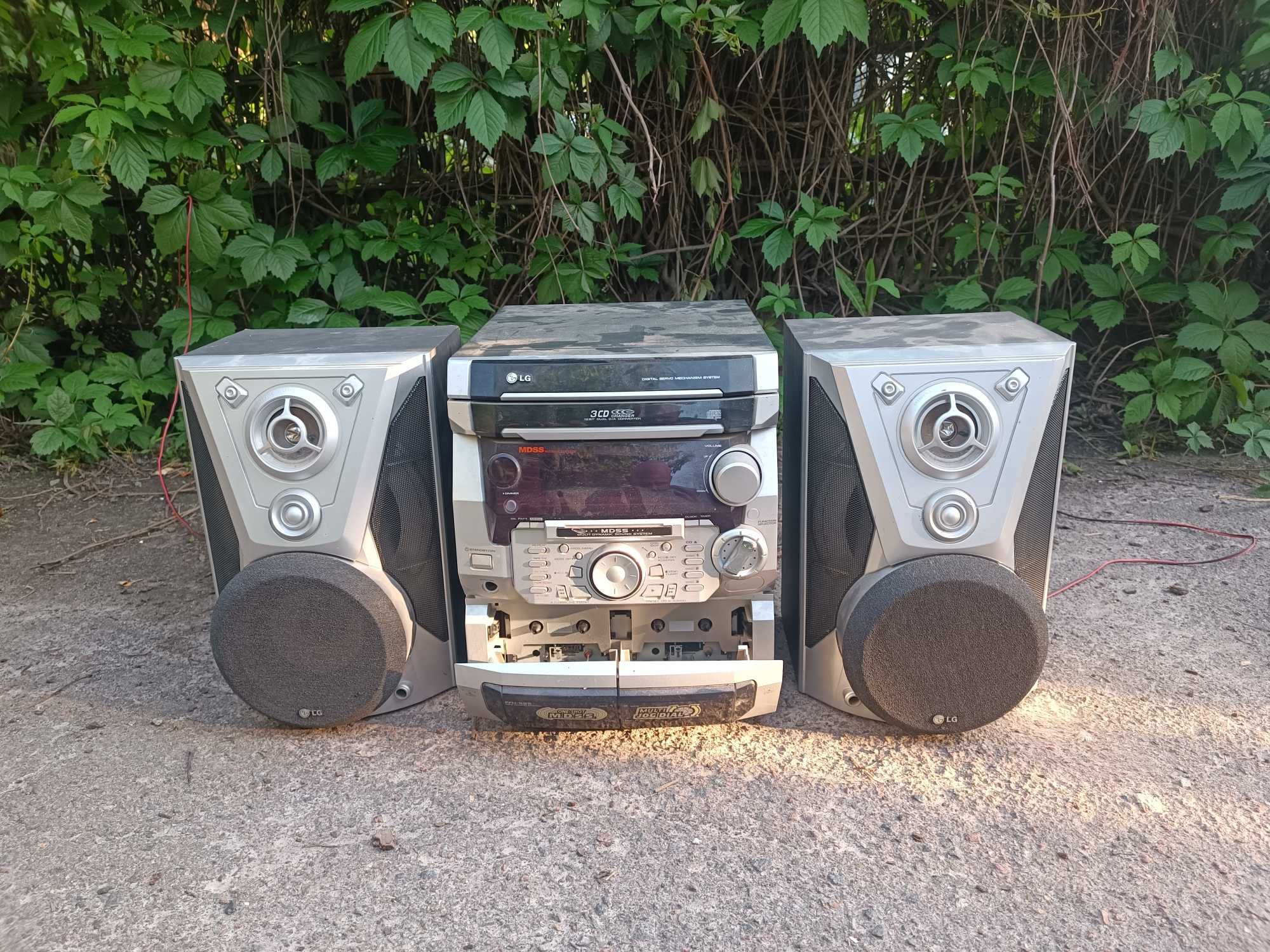 Музичний центр LG FFH-565AX