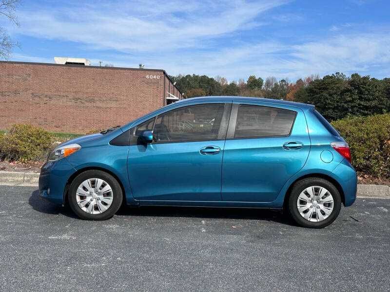 2014 Toyota Yaris 5-Door L