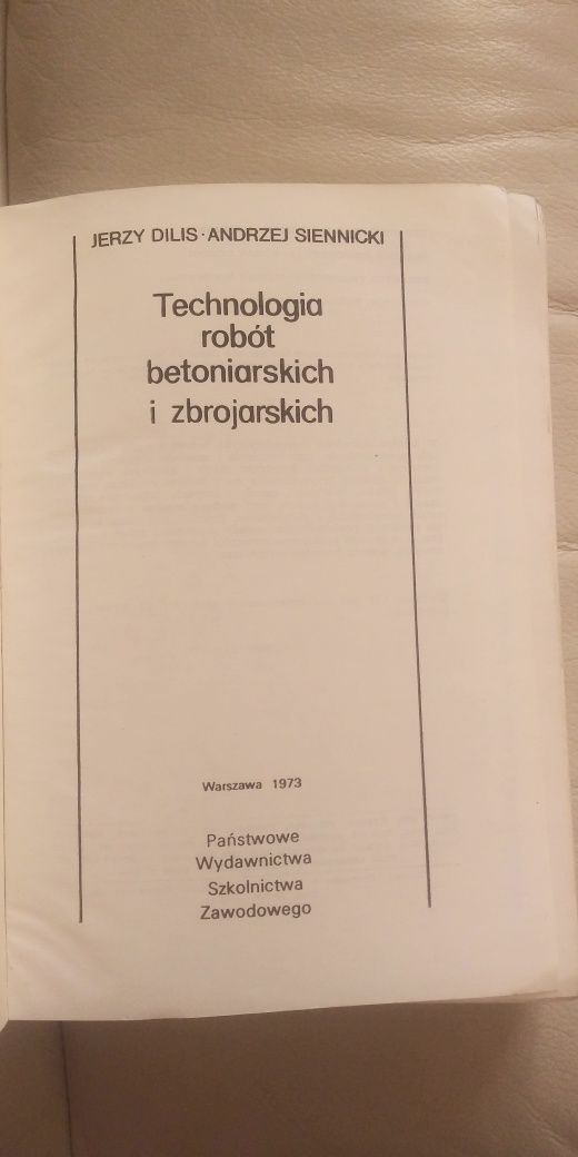 Technologia robót betoniarskich i zbrojarskich Książka