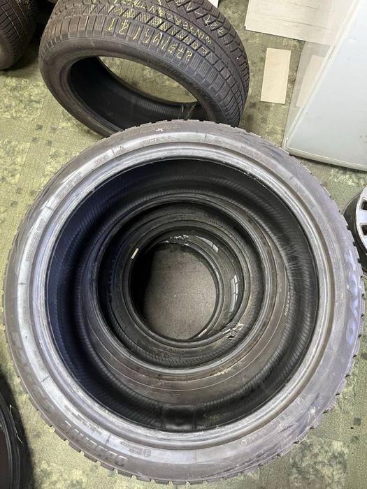 Свіжа резина Toyo Observe G3-Ice 275/40R22 комплект зима Z22-127