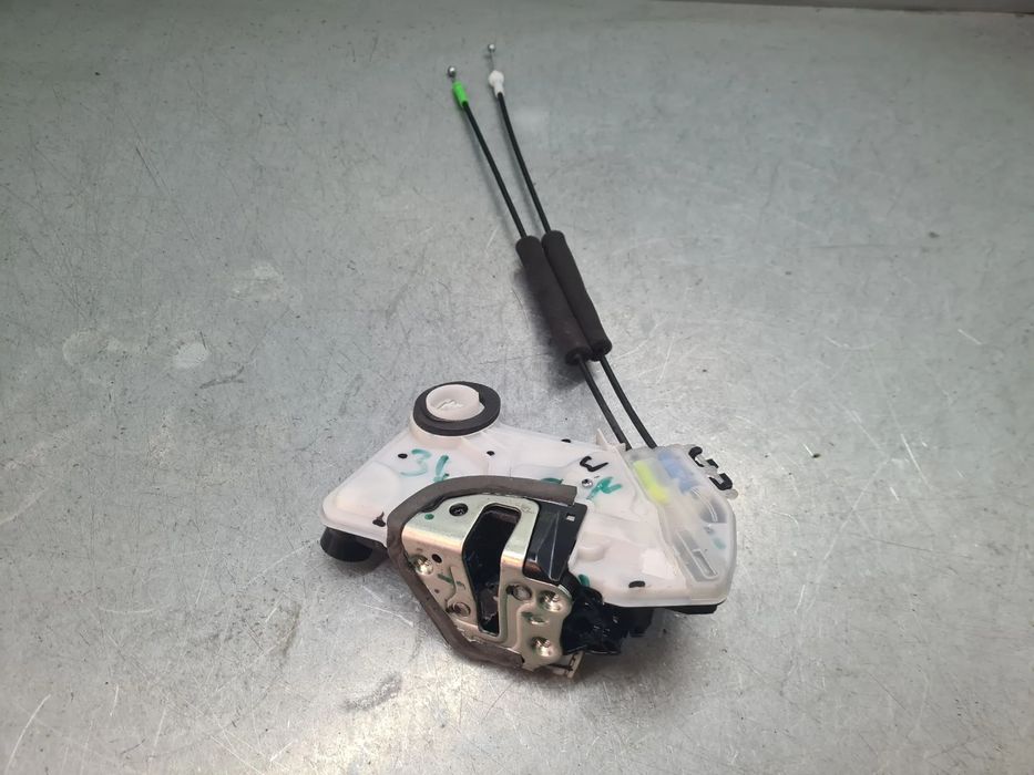 Fechadura / fecho porta frente esquerdo TOYOTA Corolla Touring Sports