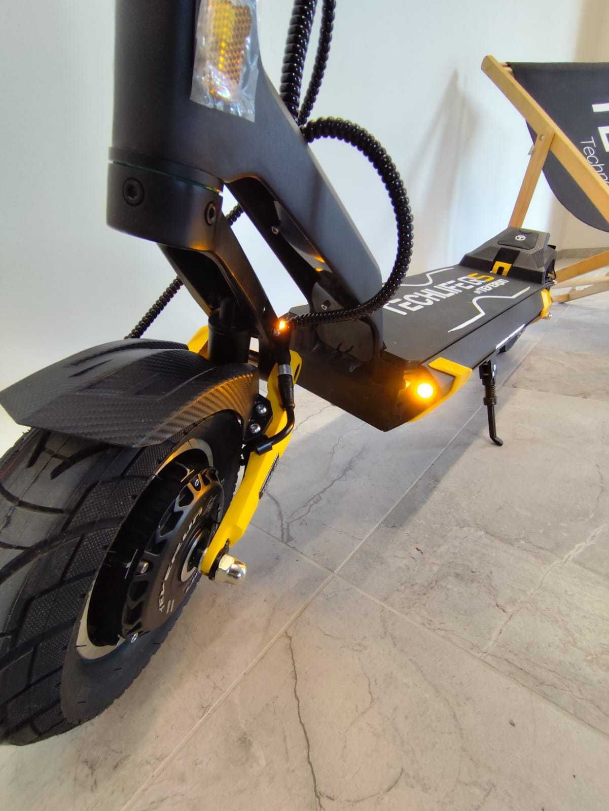 Hulajnoga Elektryczna TECHLIFE Q5 RS 25Ah - ODNOWIONA!