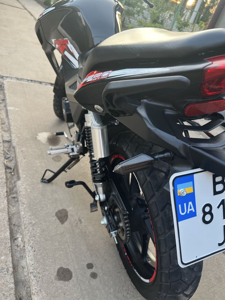 Geon pantera 250