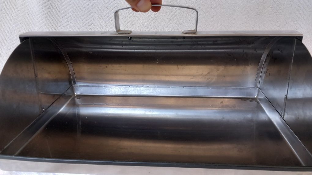Caixa de pão em inox