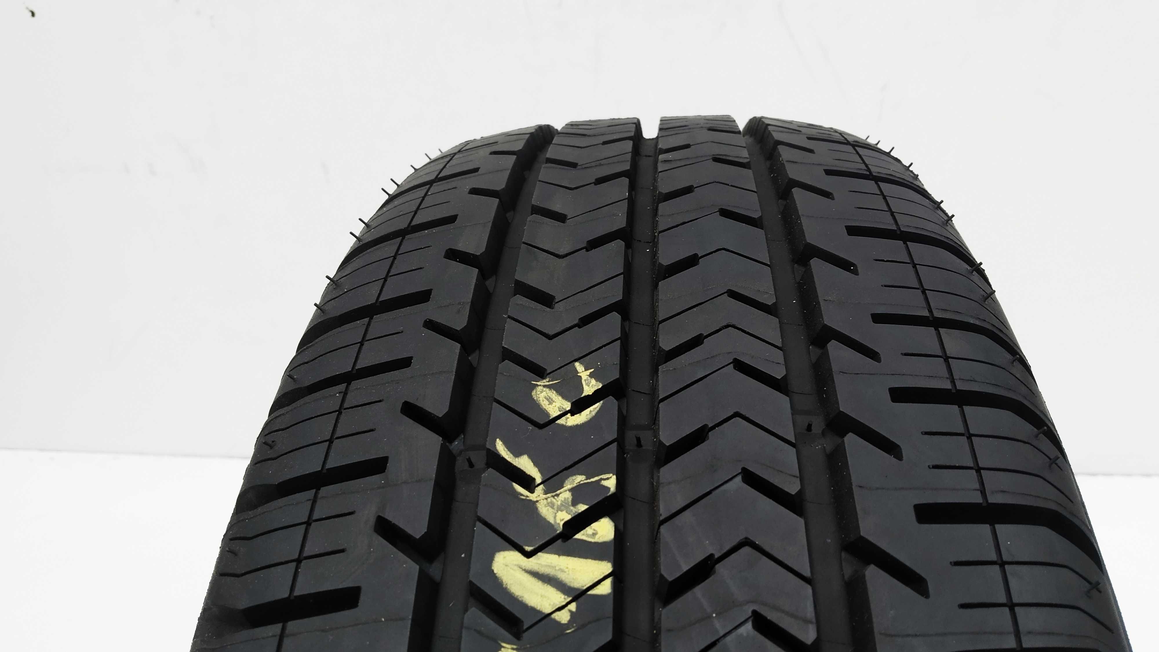 Opona letnia 215/65R16C Michelin Agilis 51 10mm