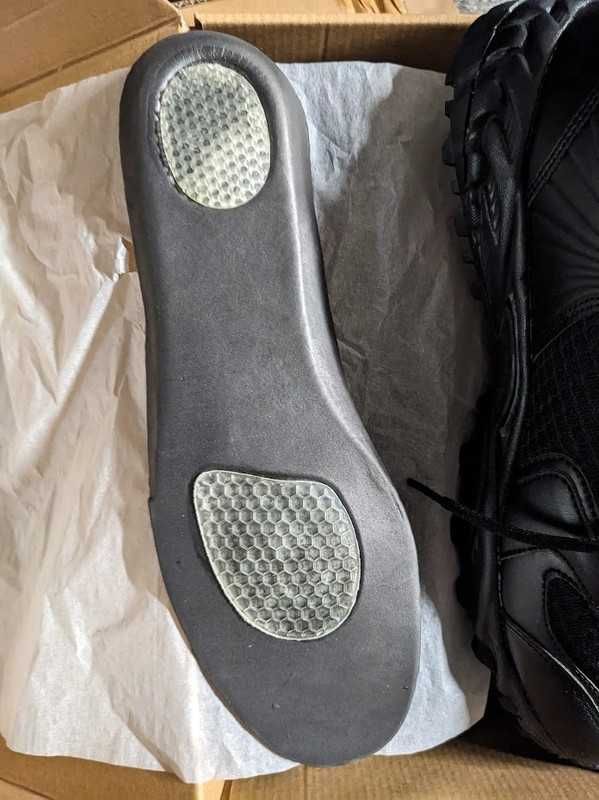 Buty taktyczne sportowe Bundeswehr Mil-Tec Outdoor Black 47 nieużywane
