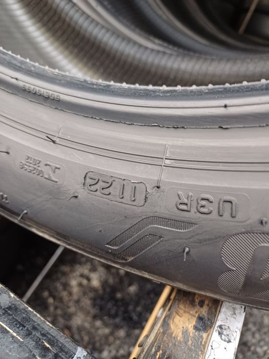 235/45/20 Sprzedam komplet opon Bridgestone MO