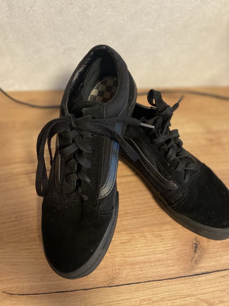 Продам кеди Vans 38 розмір