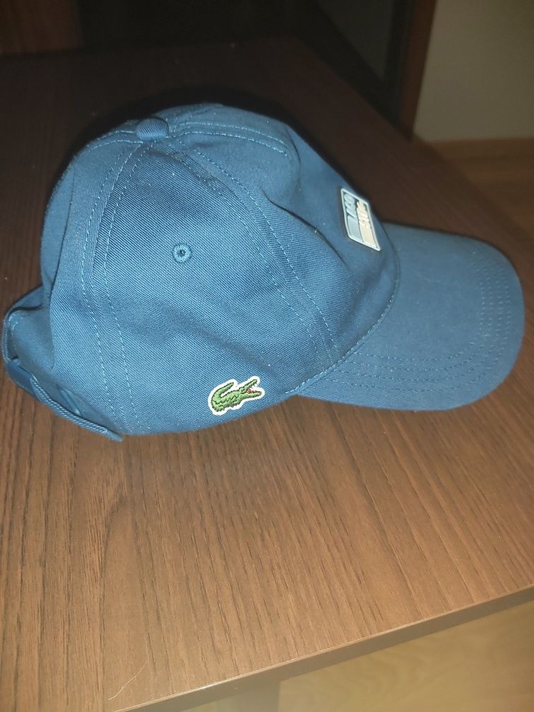 Sprzedam czapkę z daszkiem Lacoste