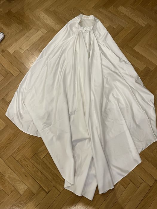 Suknia ślubna z gorsetem, spódnicą i tiulem