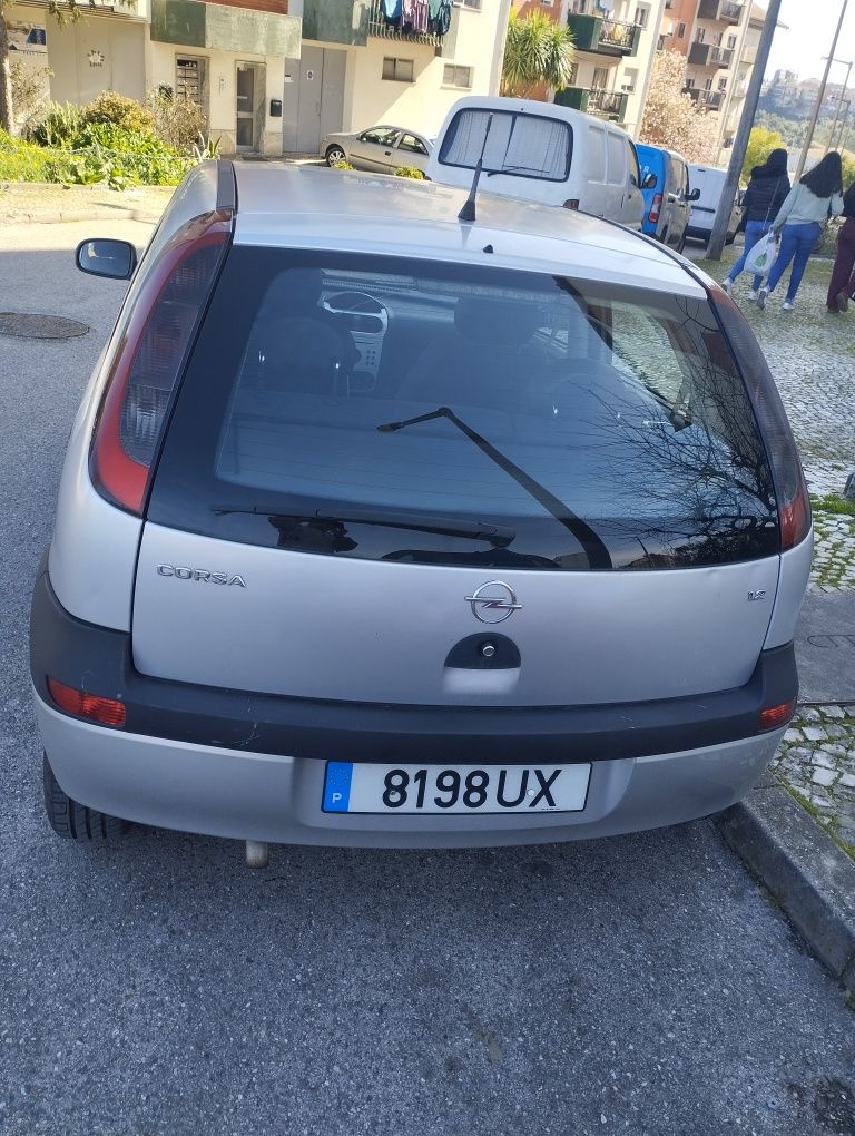 Opel Corsa C, econômico