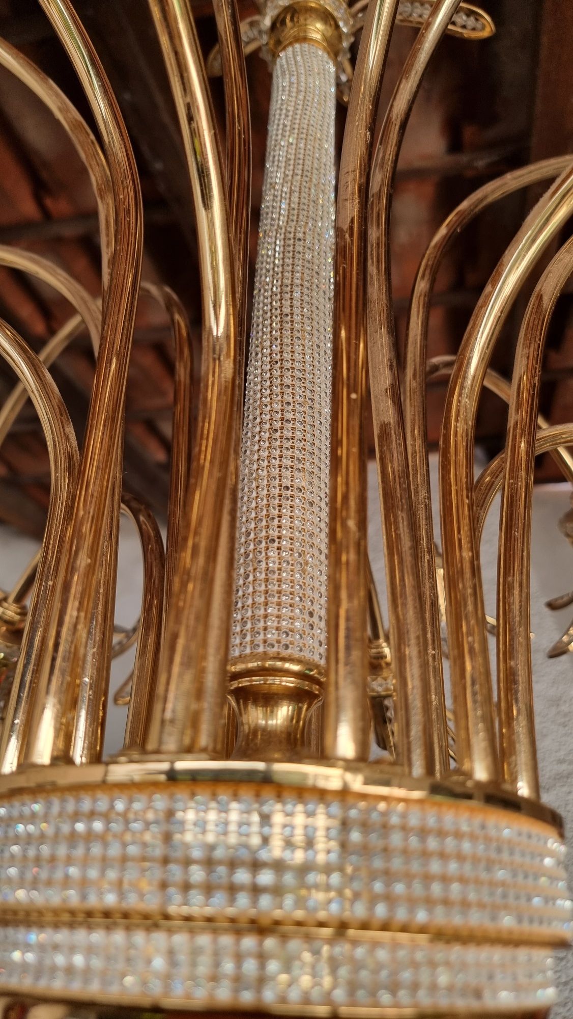 Cadeeiro/Lustre Bronzes super ouro 24k