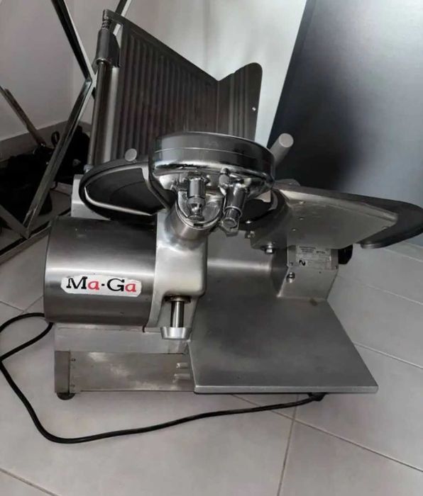 Krajalnica Ma-Ga 712