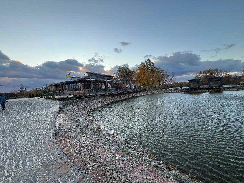 Будинок / 212м2 / біля озера / Чистовий ремонт / Без комісії