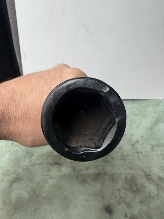 Ключ балоний на 27-24 мерседес рекс варіо