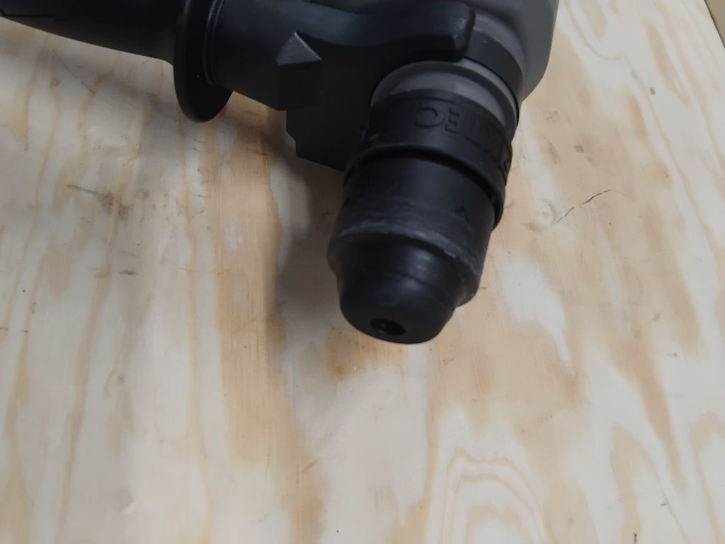Milwaukee m18 ONEFHX Młotowiertarka  z baterią 5,5Ah