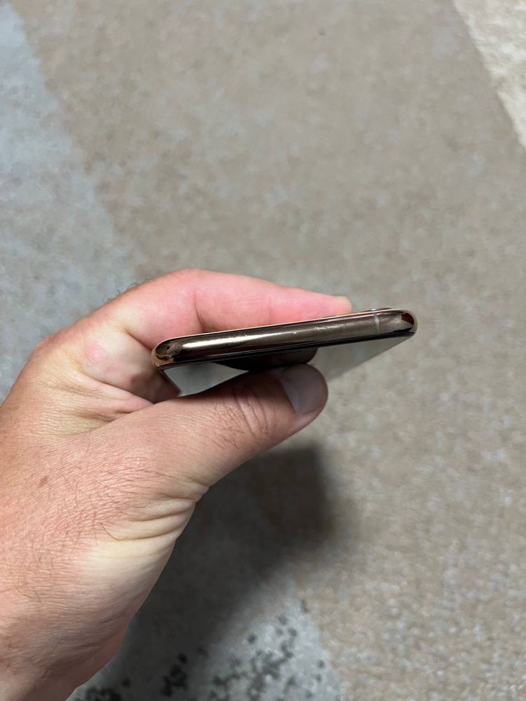 Apple Iphone 11 pro max 256 gold с комплектом neverlock