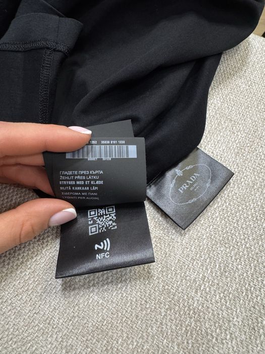 Жіноча футболка Prada оригінал Dior alexander wang miu miu Ami Paris