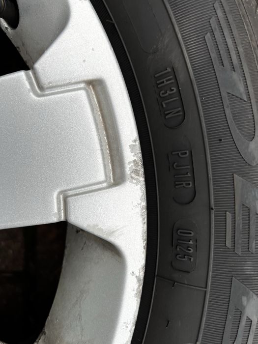 Opony wielosezonowe Dębica Navigator 3 + alufelgi oryginalne Opel 15’