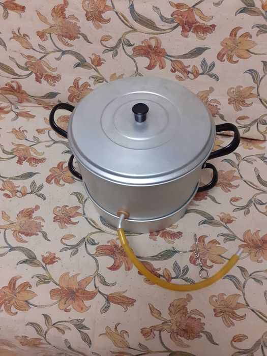 Sokownik aluminiowy 2,6 litrowy z PRL