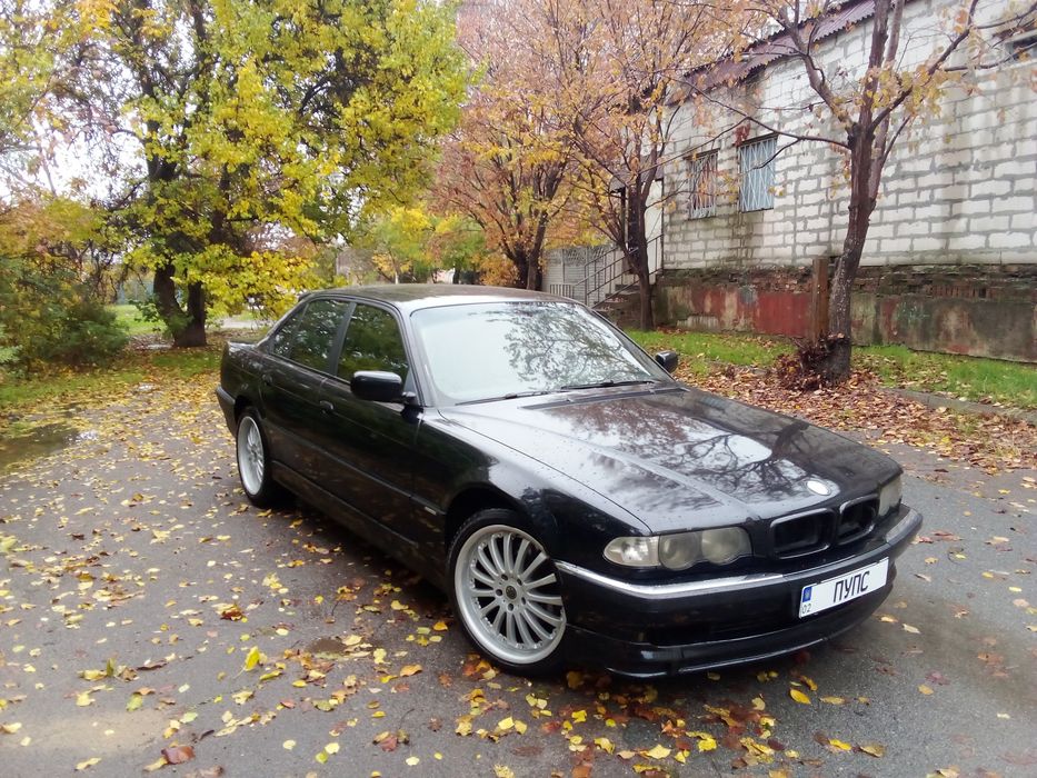 BMW E38 740і 4.4Г/Б