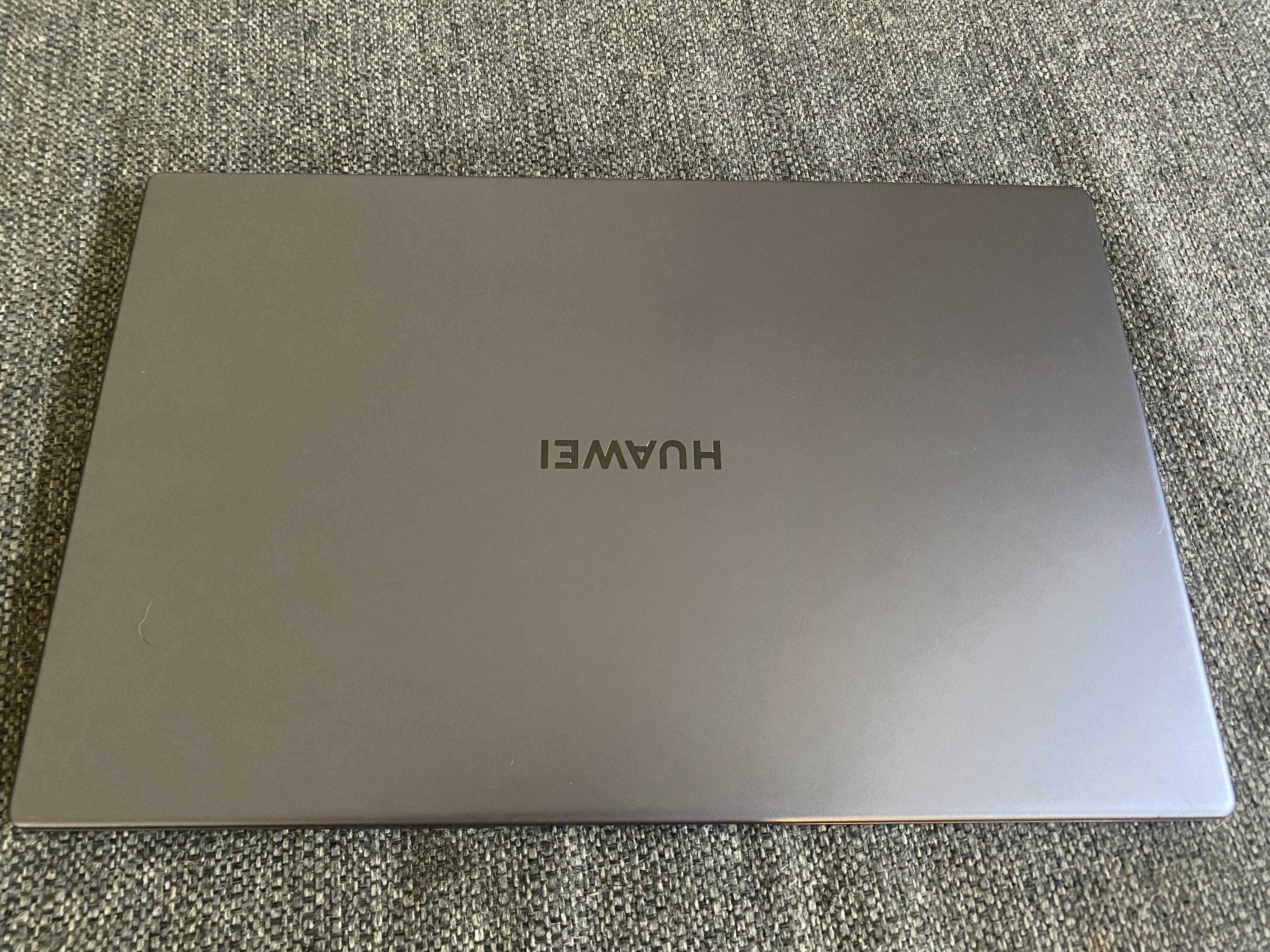 Laptop Huawei MateBook D15