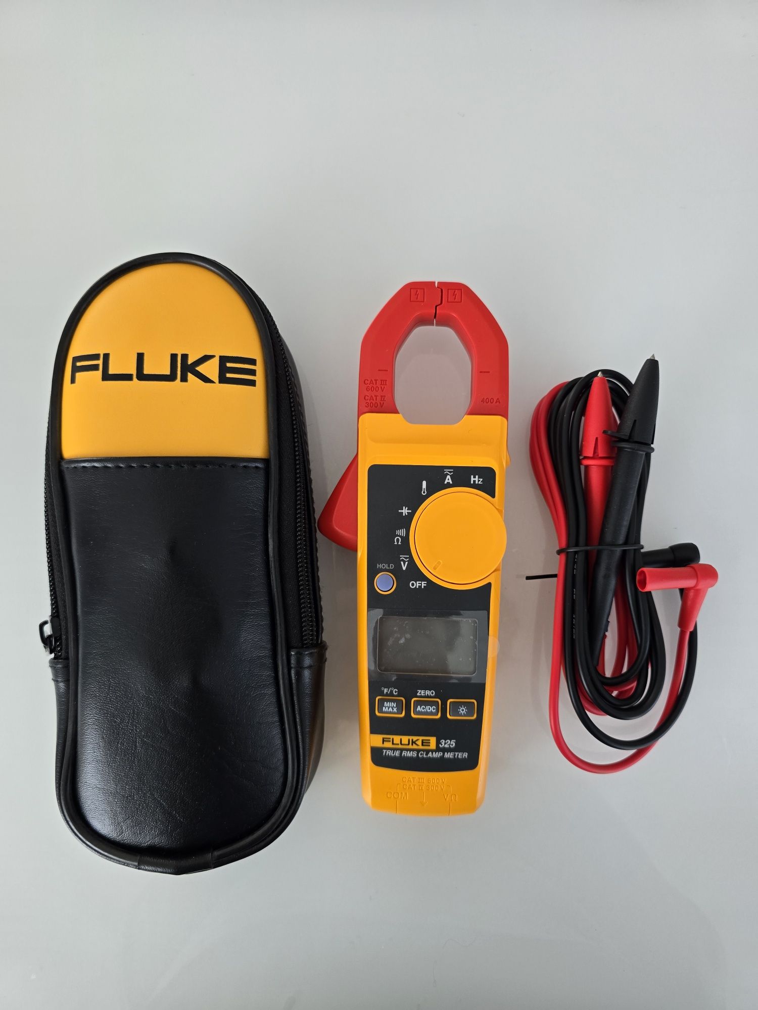 Струмовимірювальні кліщі FLUKE 325