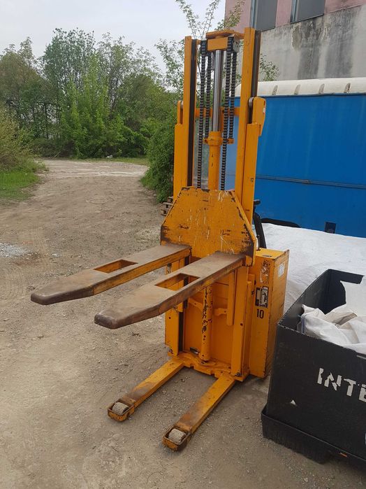 Електро штабелер самохідний jungheinrich новий аккумулятор