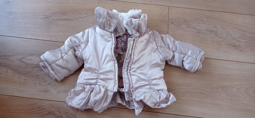 Kurtka chicco + czapka i szalik. Rozmiar 56.