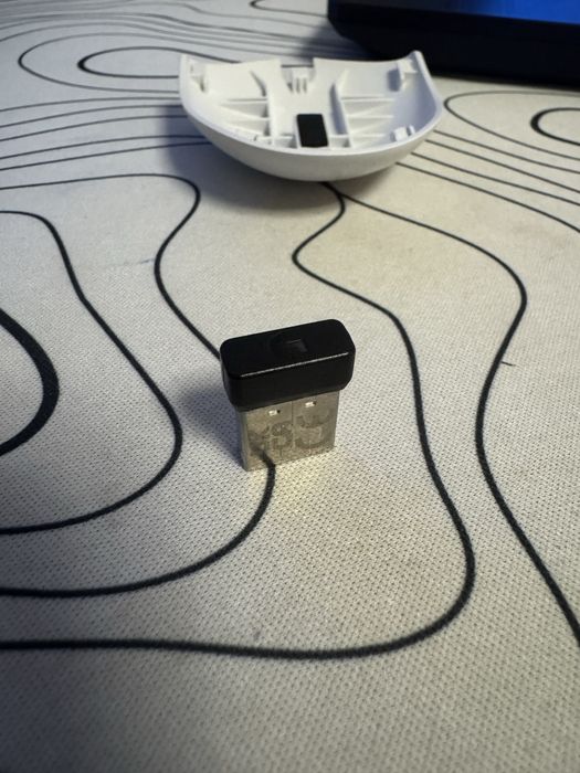 Миша Logitech G305