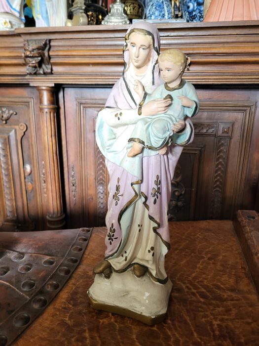 Stara figurka Maryja Niepokalana Matka Boża z dzieciątkiem Jezus