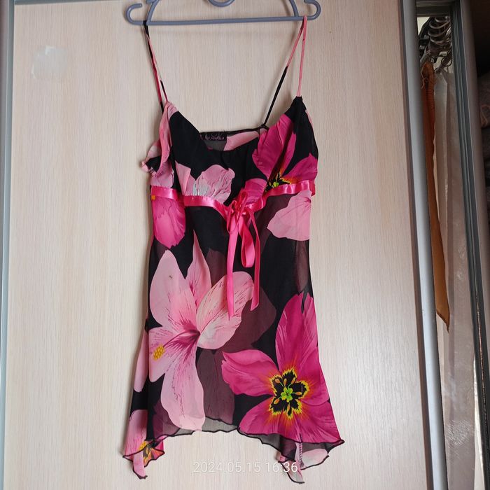 Продам футболки і блузи